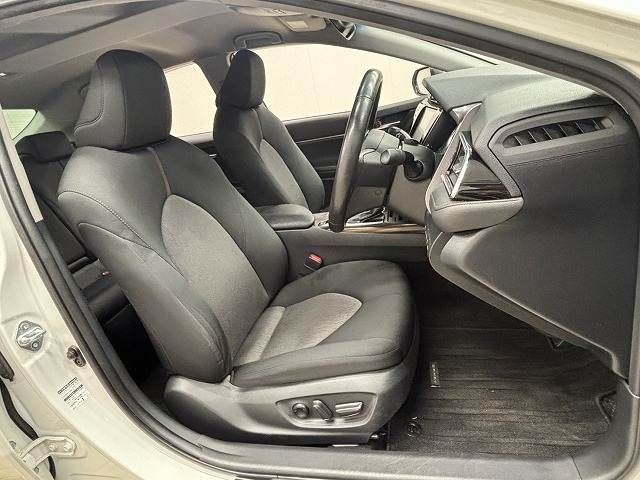 TOYOTA CAMRY HYBRID 2017 Image 31