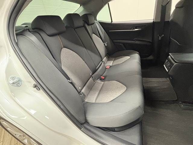 TOYOTA CAMRY HYBRID 2017 Image 31