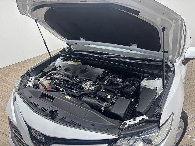 TOYOTA CAMRY HYBRID 2017 Image 31