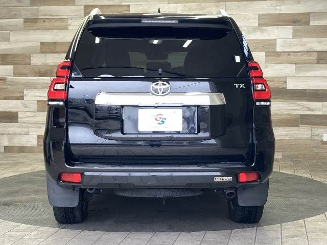 TOYOTA LANDCRUISER PRADO 2017 Image 31