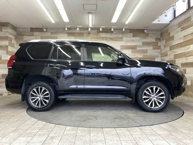 TOYOTA LANDCRUISER PRADO 2017 Image 31