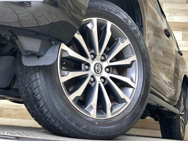 TOYOTA LANDCRUISER PRADO 2017 Image 31