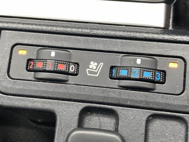 TOYOTA LANDCRUISER PRADO 2021 Image 31