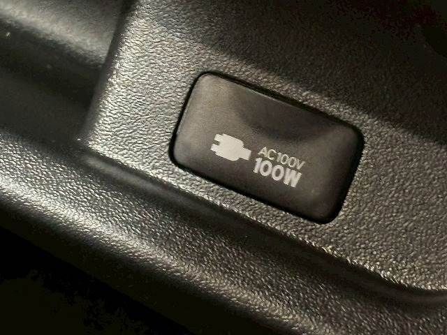 TOYOTA HIACE VAN 2WD 2026 Image 31