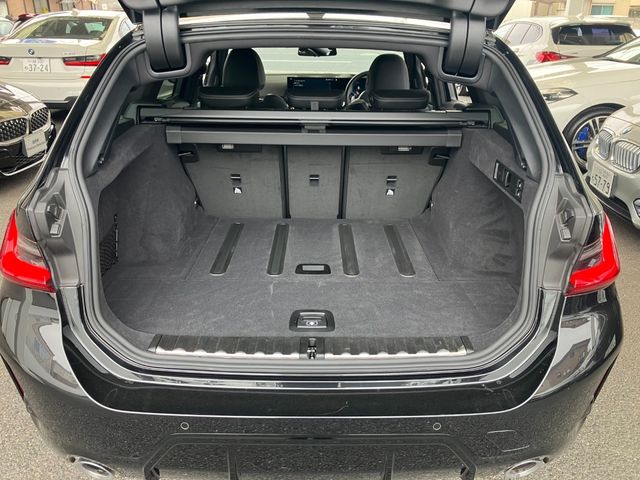 BMW 3SERIES TOURING 2022 Image 31