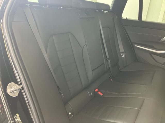 BMW 3SERIES TOURING 2022 Image 31