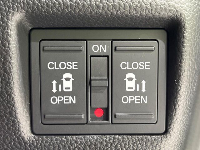 HONDA N BOX CUSTOM 4WD 2023 Image 31