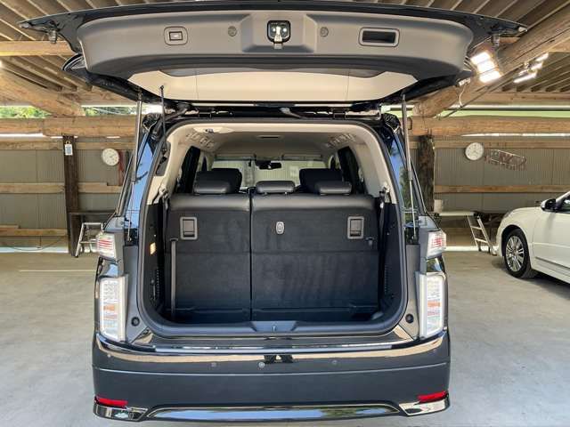 NISSAN ELGRAND 2021 Image 31