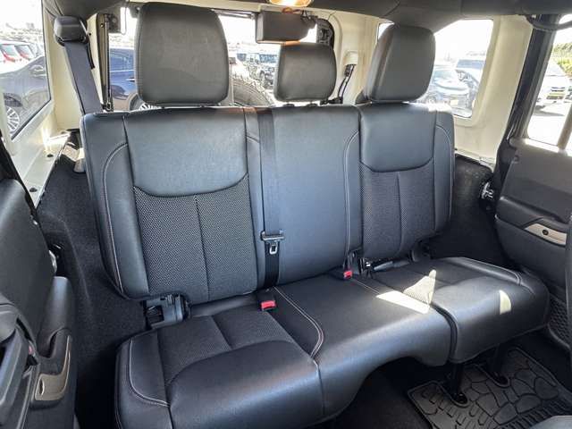 JEEP WRANGLER UNLIMI 2016 Image 31