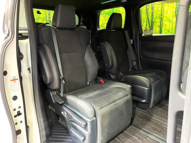 TOYOTA ALPHARD 2020 Image 31