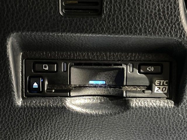 TOYOTA NOAH 2023 Image 31