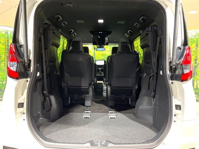 TOYOTA NOAH 2023 Image 31