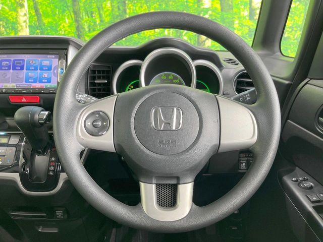 HONDA N BOX CUSTOM 2014 Image 31