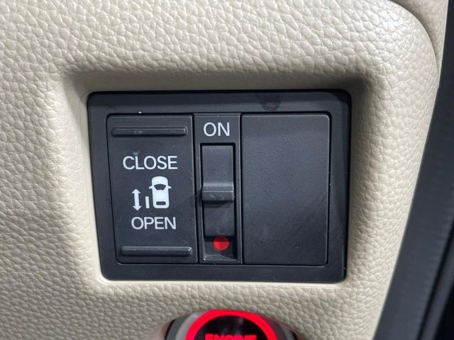 HONDA N BOX 2019 Image 31