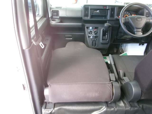 DAIHATSU HIJET CARGO 2020 Image 31