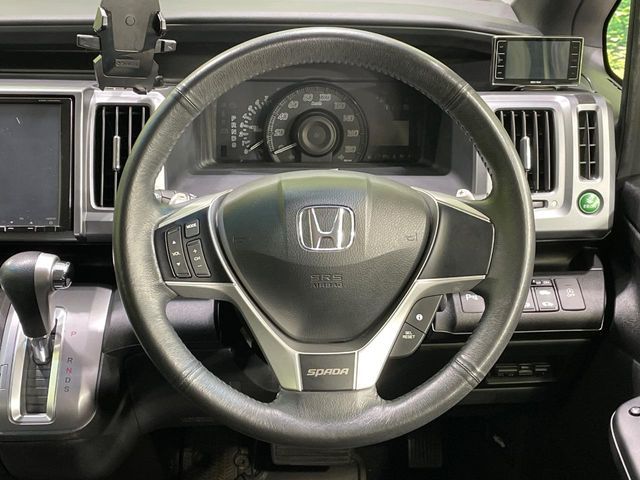 HONDA STEPWAGON SPADA 2013 Image 31