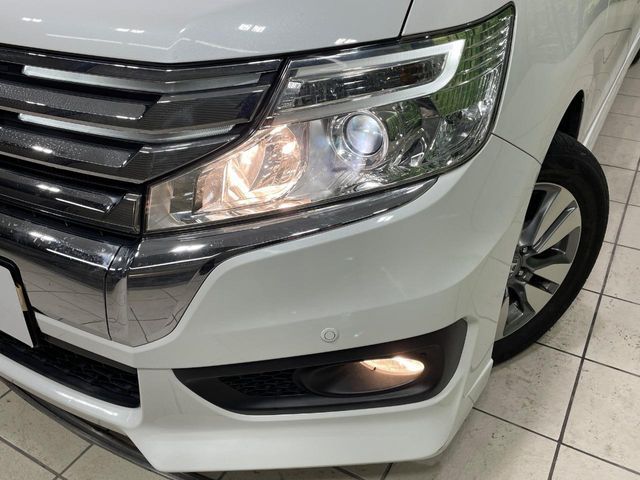 HONDA STEPWAGON SPADA 2013 Image 31