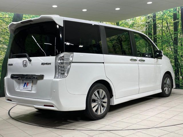 HONDA STEPWAGON SPADA 2013 Image 31