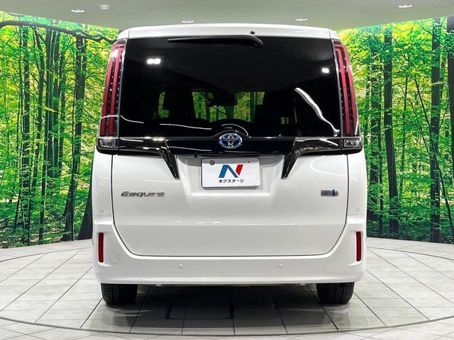 TOYOTA ESQUIRE HYBRID 2019 Image 31