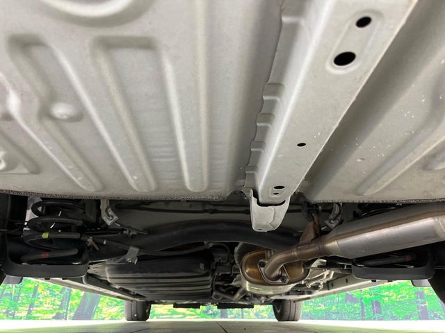 TOYOTA ESQUIRE HYBRID 2019 Image 31