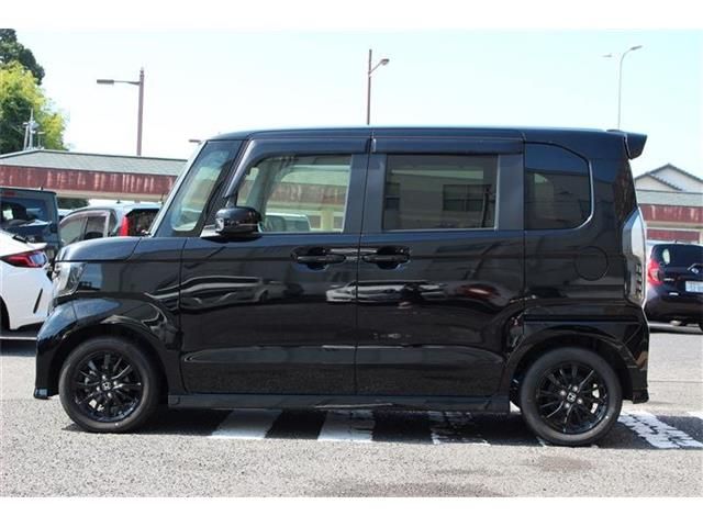 HONDA N BOX CUSTOM 2023 Image 31