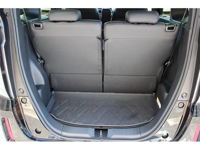 HONDA N BOX CUSTOM 2023 Image 31