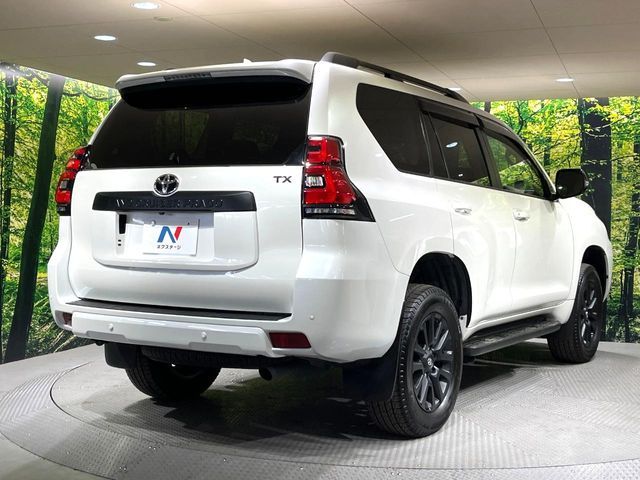 TOYOTA LANDCRUISER PRADO 2023 Image 31