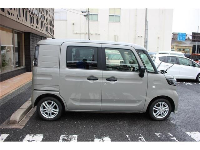 SUZUKI SPACIA BASE 4WD 2022 Image 31
