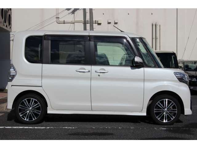 DAIHATSU TANTO CUSTOM 2018 Image 31