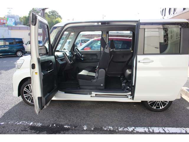 DAIHATSU TANTO CUSTOM 2018 Image 31