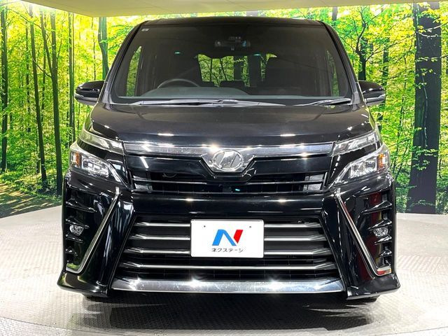 TOYOTA VOXY 2017 Image 31