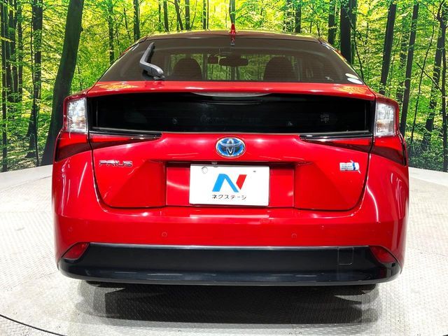 TOYOTA PRIUS 2019 Image 31