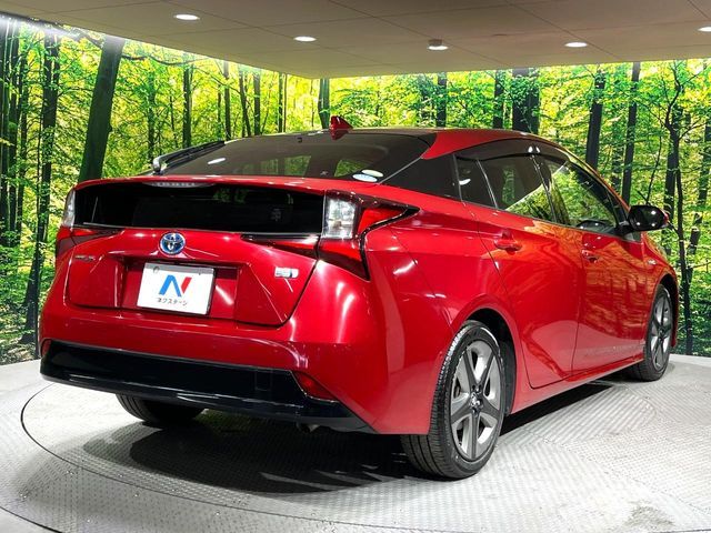 TOYOTA PRIUS 2019 Image 31