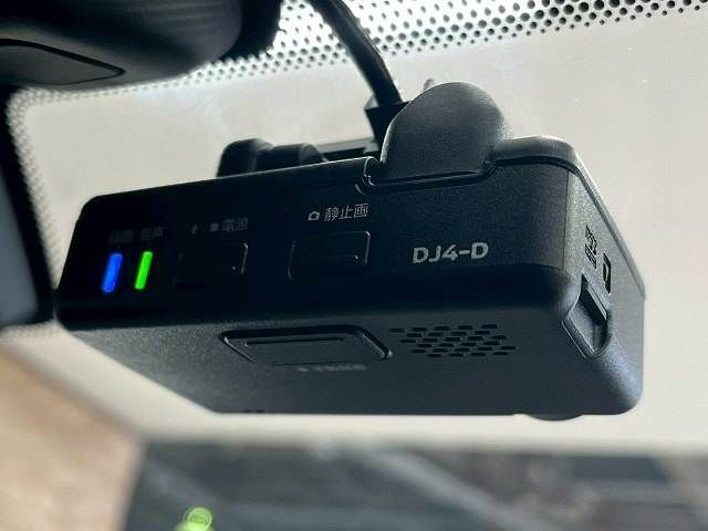 NISSAN X-TRAIL 2WD 2018 Image 31