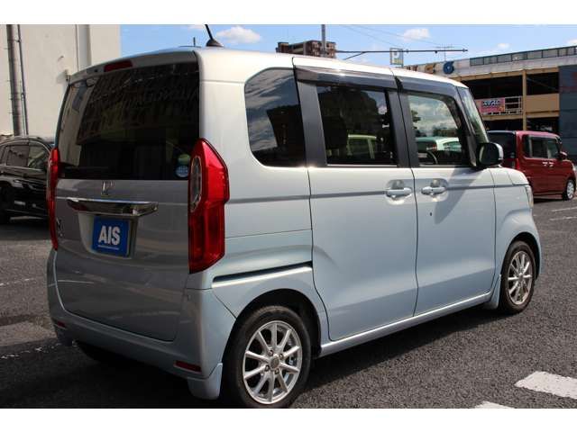 HONDA N BOX 2017 Image 31