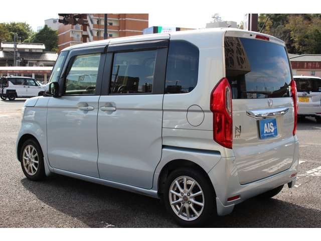 HONDA N BOX 2017 Image 31