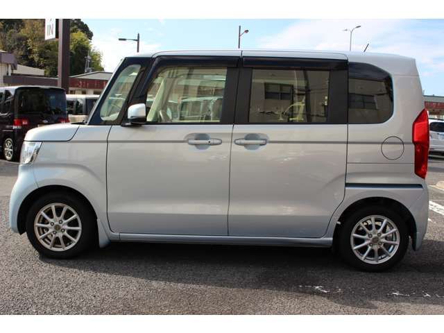 HONDA N BOX 2017 Image 31