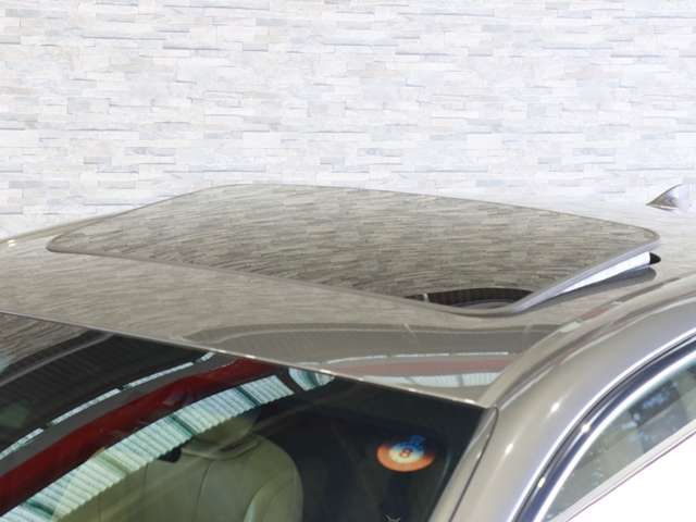 TOYOTA LEXUS LS500H 2018 Image 31