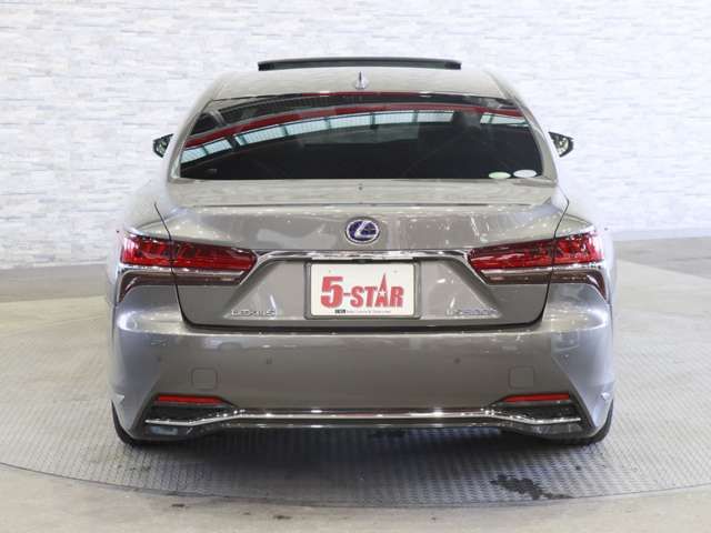 TOYOTA LEXUS LS500H 2018 Image 31