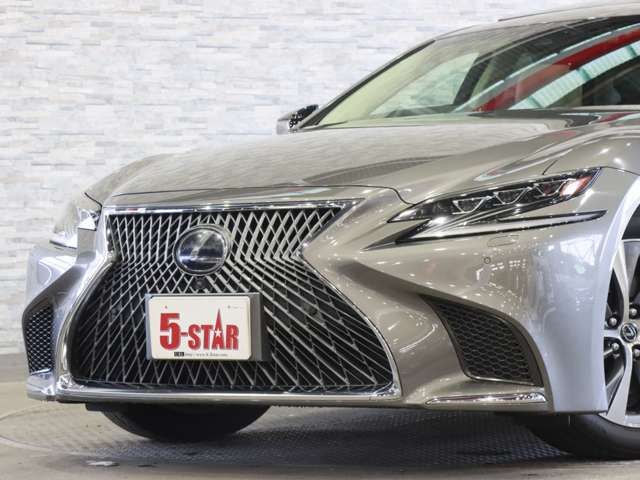 TOYOTA LEXUS LS500H 2018 Image 31