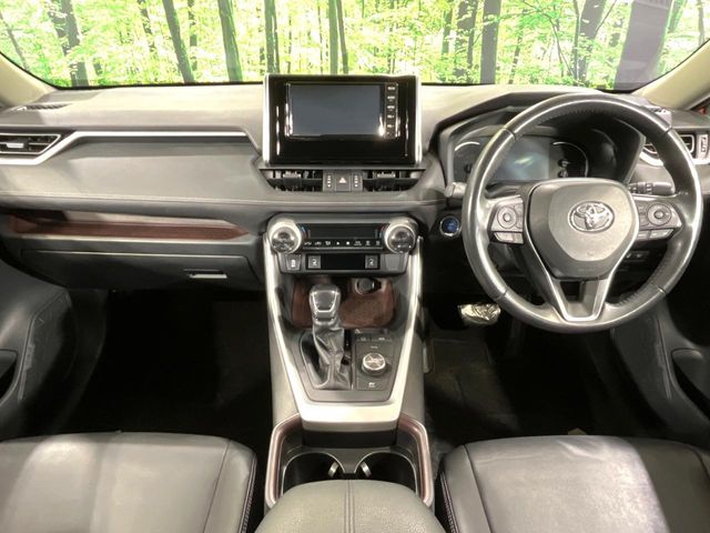 TOYOTA RAV4 HYBRID 4WD 2019 Image 31