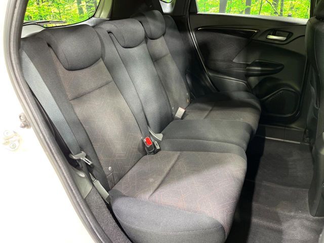 HONDA FIT HYBRID 4WD 2014 Image 31