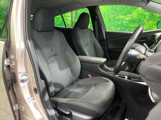 TOYOTA PRIUS 2016 Image 31