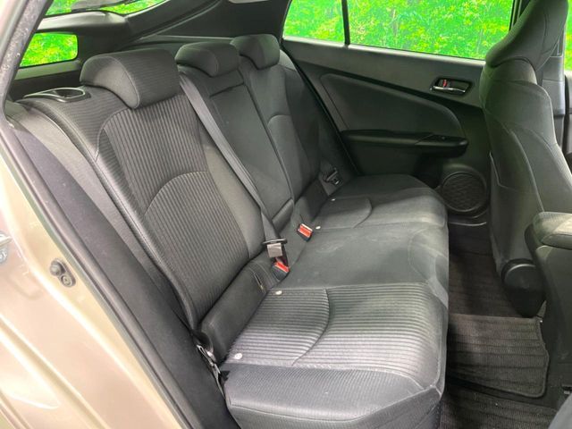 TOYOTA PRIUS 2016 Image 31