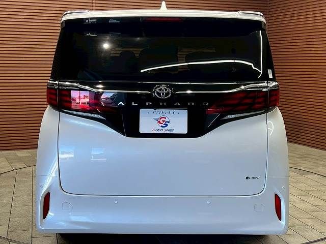 TOYOTA ALPHARD HYBRID 2026 Image 31