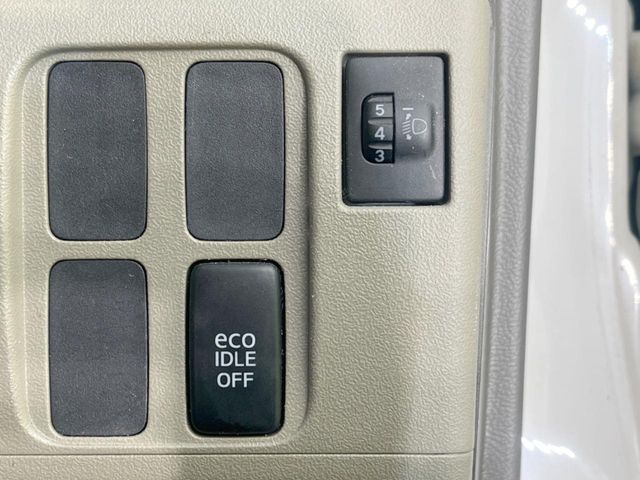 DAIHATSU TANTO 2013 Image 31