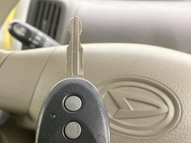 DAIHATSU TANTO 2013 Image 31