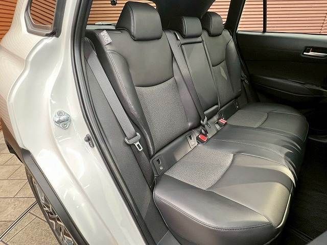 TOYOTA COROLLA CROSS HYBRID 2026 Image 31