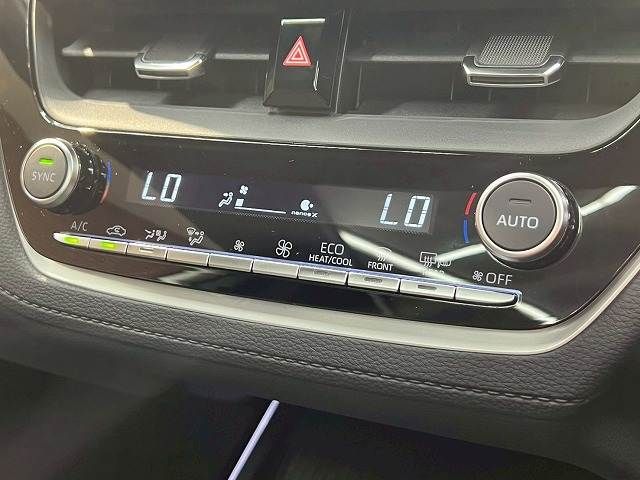 TOYOTA COROLLA CROSS HYBRID 2026 Image 31