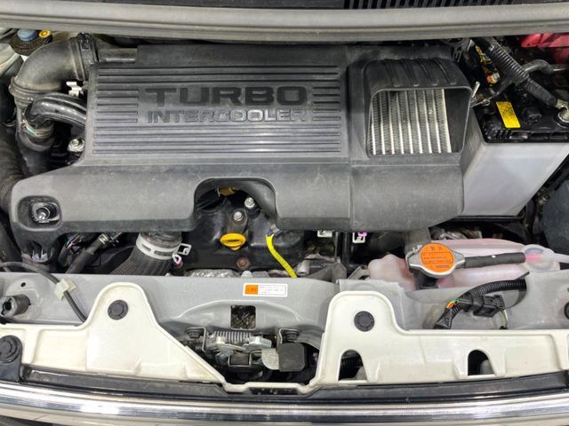 DAIHATSU TANTO CUSTOM 4WD 2019 Image 31